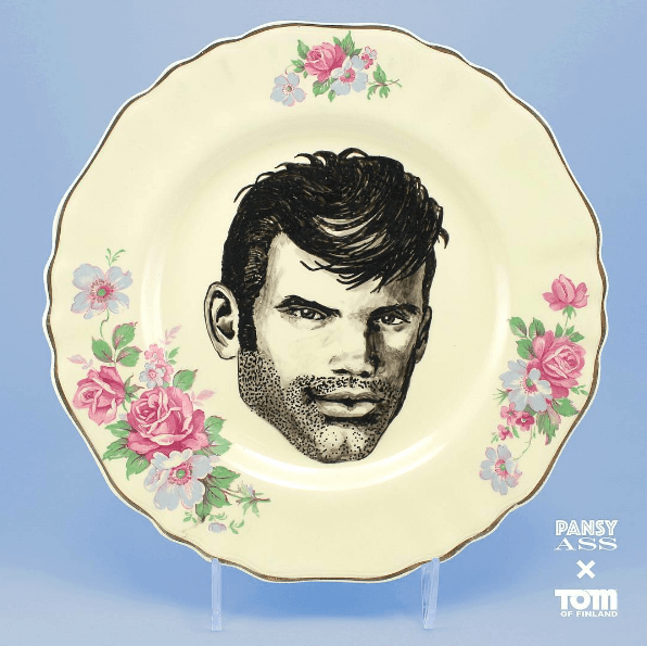 Le ceramiche gay vintage e sfacciate di Pansy Ass
