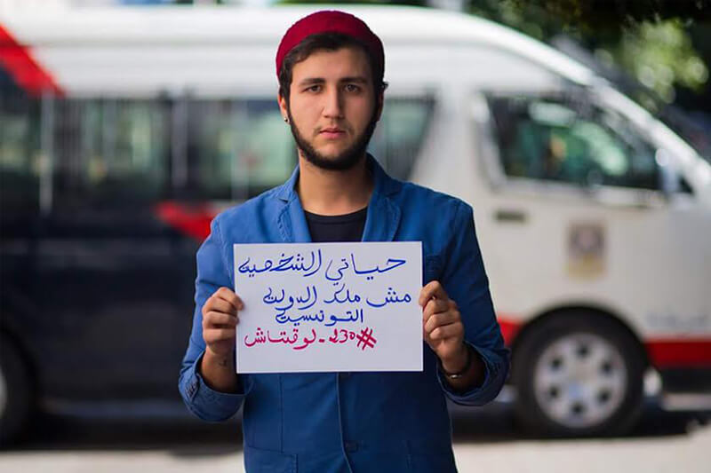 Tunisia: leader del movimento LGBT tenta il suicidio