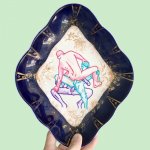 Le ceramiche gay vintage e sfacciate di Pansy Ass - Thumbnail
