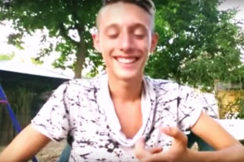 “Mamma e babbo sono gay”: lo stupendo coming out di Riccardo