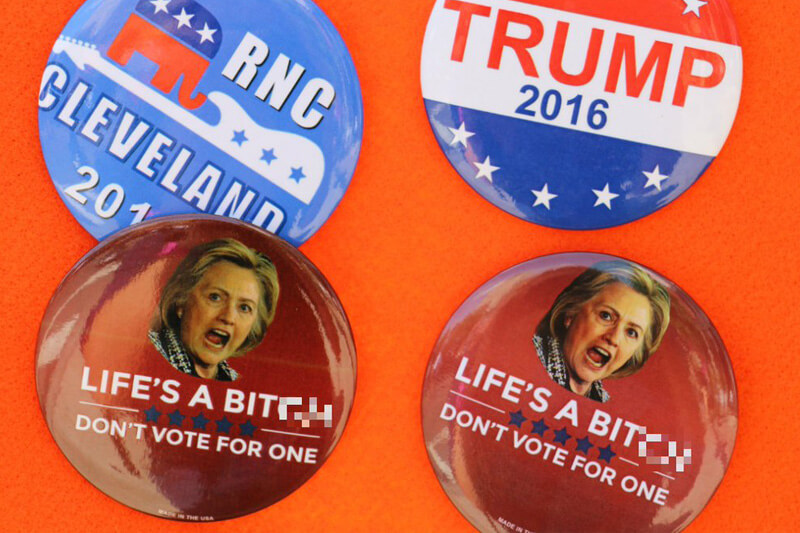 Il vergognoso merchandising sessista di Donald Trump contro Hillary Clinton - gadget hillary - Gay.it