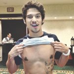 Ecco perché perdoniamo a Tyler Posey il finto coming out su Snapchat - Thumbnail
