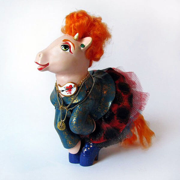 Le icone della musica, dell'arte e del cinema diventano Mini Pony