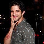 Ecco perché perdoniamo a Tyler Posey il finto coming out su Snapchat - Thumbnail