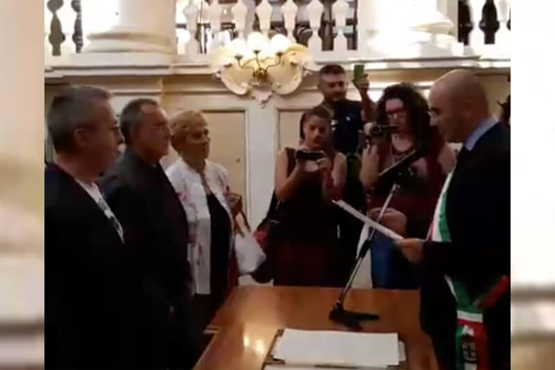 Reggio Emilia: la primissima unione civile celebrata oggi!