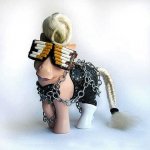 Le icone della musica, dell'arte e del cinema diventano Mini Pony - Thumbnail