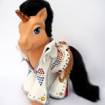 Le icone della musica, dell'arte e del cinema diventano Mini Pony - Thumbnail