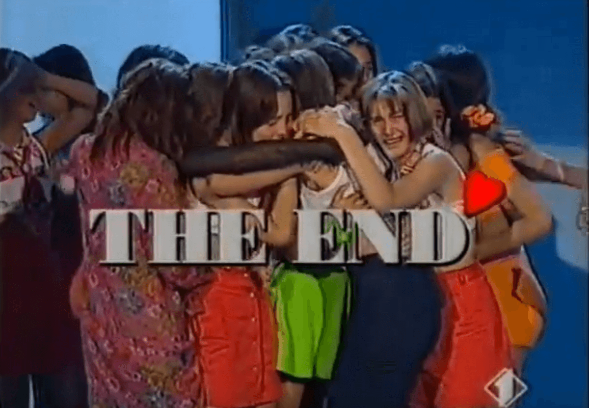 25 anni anni fa finiva Non è la Rai: ecco 10 momenti cult – video