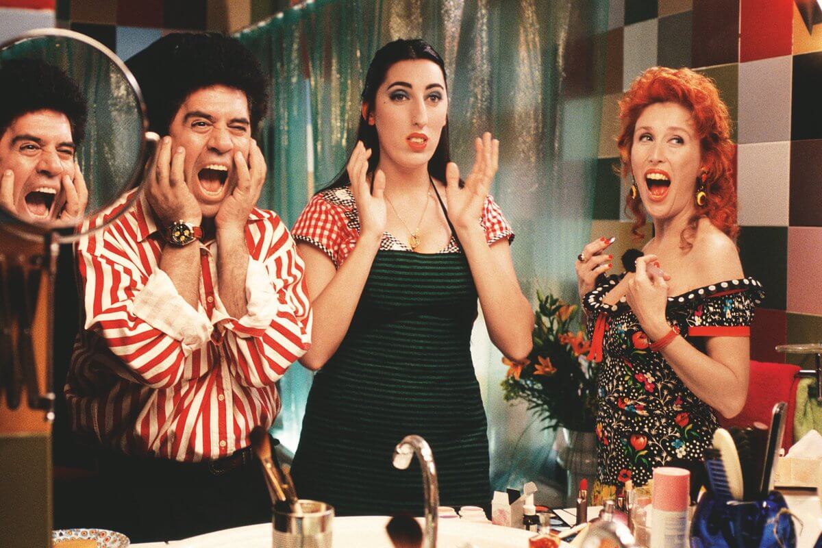 Buon compleanno Pedro! Ecco le cinque scene più queer dei film di Almodóvar