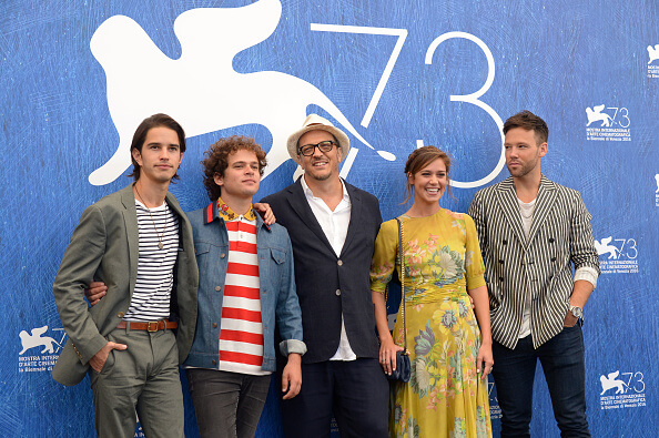 VENICE, ITALY - SEPTEMBER 01: (L-R) Actors Joey Haro, Brando Pacitto, director Gabriele Muccino, actors Matilda Lutz and Taylor Frey attend a photocall for 'L'Estate Addosso - Summertime' during the 73rd Venice Film Festival at on September 1, 2016 in Venice, Italy. (Photo by Dominique Charriau/WireImage)