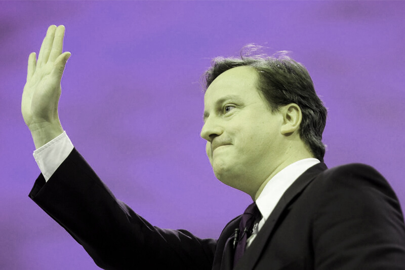 David Cameron, promotore del matrimonio egualitario, si dimette da deputato e lascia la politica