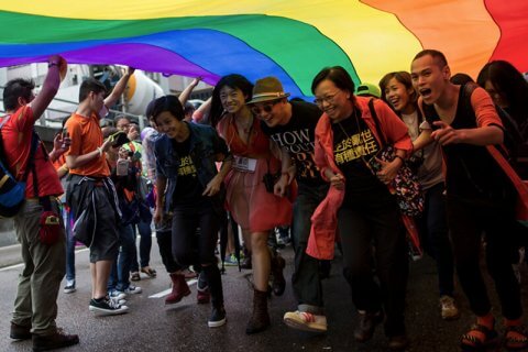 Com'è crescere gay in Cina? Lo racconta chi l'ha vissuto sulla propria pelle - cina gay - Gay.it