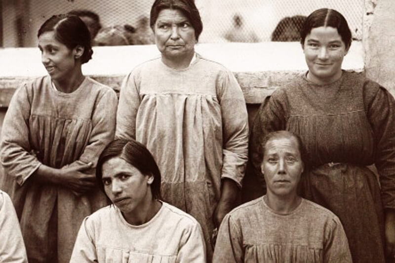 Pazze al tempo del fascismo: una mostra a Roma racconta i manicomi femminili dell’epoca