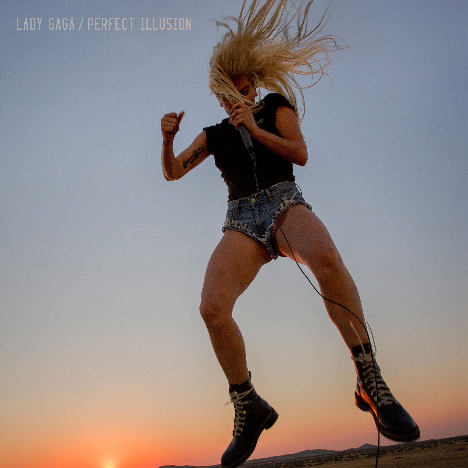 lady_gaga_perfect_illusion_1