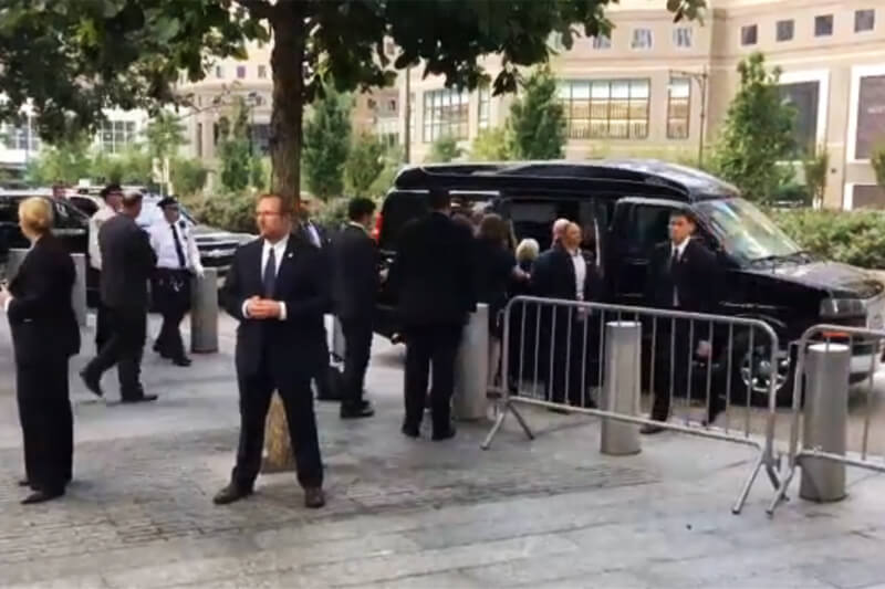 Malore per Hillary Clinton: “Ha la polmonite”. L’ipotesi di un candidato alternativo