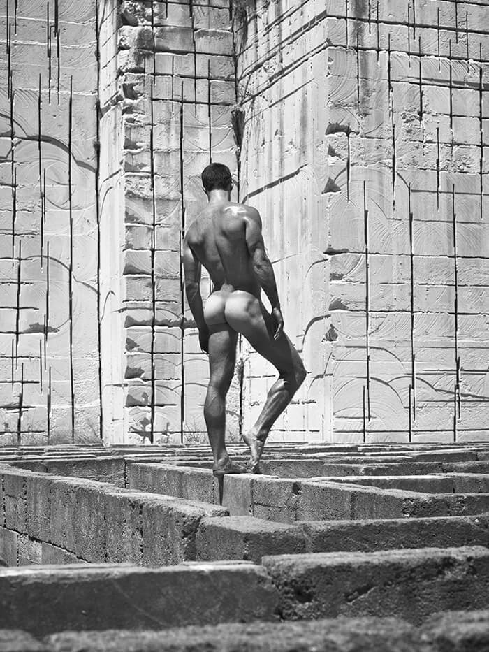 Portraits Nudes Flowers: il nuovo libro di Mariano Vivanco con James Franco e molti altri