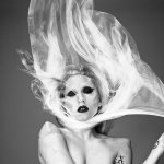 Portraits Nudes Flowers: il nuovo libro di Mariano Vivanco con James Franco e molti altri - Thumbnail