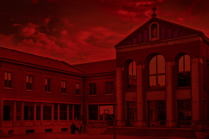 Monza, il preside di una scuola cattolica vieta l’iscrizione a un ragazzino gay: “Troppo tardi”