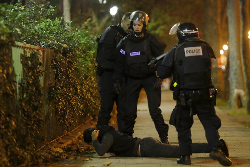 Francia: scoperti due terroristi che pianificavano attacco in un club gay - terrorismo isis - Gay.it