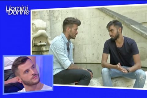 Trono gay a Uomini e Donne ingrana: prime esterne, Maria balla con Claudio Sona e una corteggiatrice lo confonde col tronista etero - uomini donne gay - Gay.it