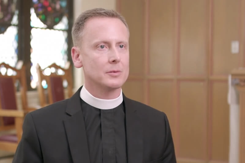 Canada: gay e padre di due figli eletto vescovo della Chiesa anglicana