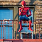 Scopri chi è Tom Holland, il giovanissimo nuovo Spider-Man - Thumbnail
