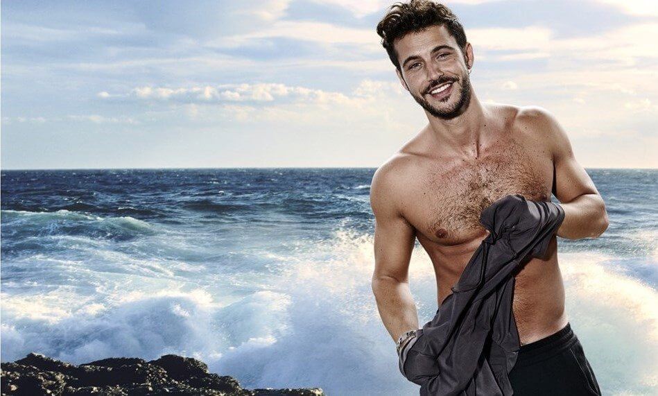 Intervista a Andrea Montovoli: “So cosa vuol dire essere gay”