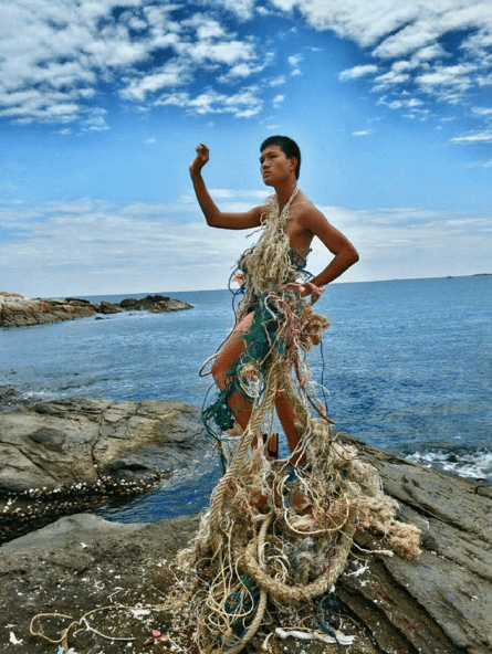 Questo designer thailandese 17enne ha conquistato il mondo con le sue incredibili creazioni