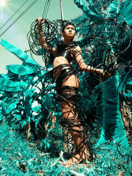 Questo designer thailandese 17enne ha conquistato il mondo con le sue incredibili creazioni