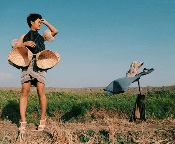 Questo designer thailandese 17enne ha conquistato il mondo con le sue incredibili creazioni