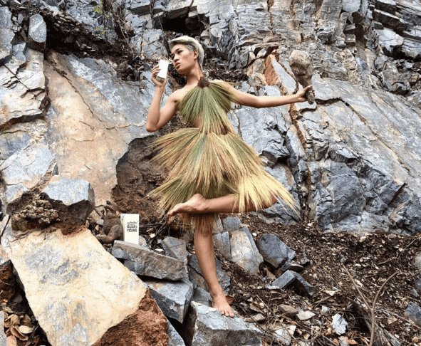 Questo designer thailandese 17enne ha conquistato il mondo con le sue incredibili creazioni