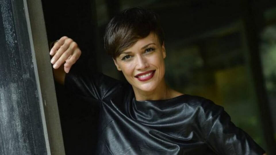 Intervista a Roberta Giarrusso: “Vi racconto la mia prima volta con una donna”