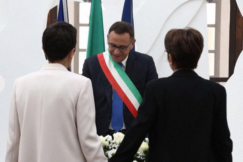 Pescara in festa: prima unione civile tra Elvira e Alessandra!