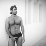 Jwan Yosef, futuro marito di Ricky Martin: gli scatti hot rubati da Instagram - Thumbnail