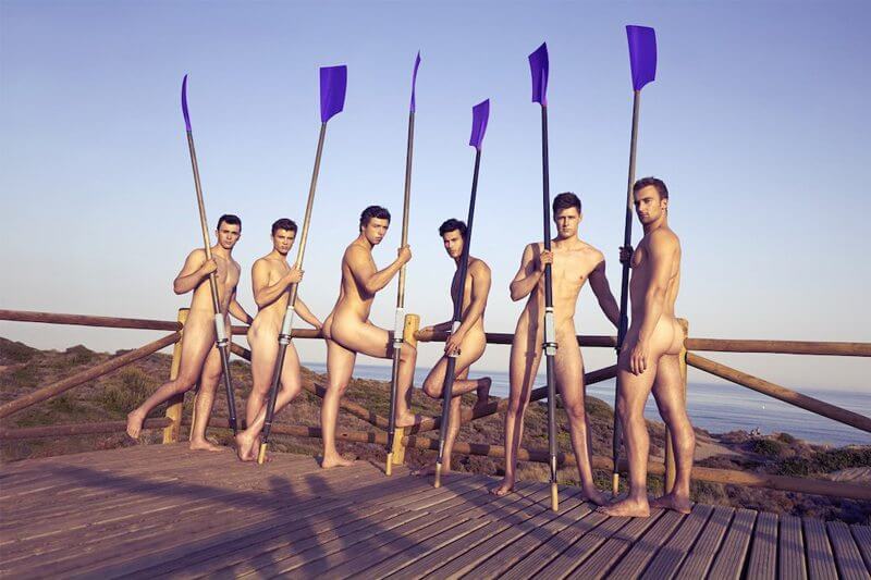Canottieri nudi contro l’omofobia: il nuovo calendario Warwick Rowers