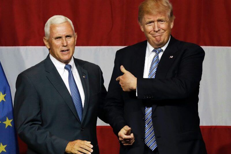 L’umorismo di Trump sui gay: “Mike Pence li vuole impiccare tutti”