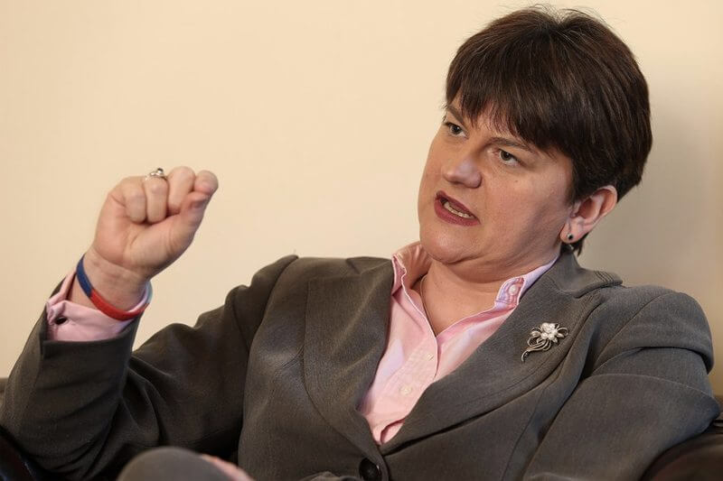 Le persone gay non vogliono sposarsi, dice il Primo Ministro dell’Irlanda del Nord