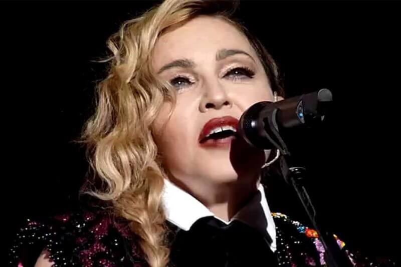 Madonna annuncia un mini show live a sorpresa per sostenere Hillary Clinton