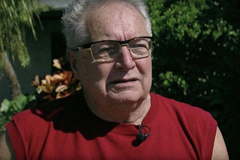 Stati Uniti, aggressione omofoba ai danni di un gay 75enne: "Trump dice che possiamo uccidervi tutti, froci" - omofobia donald trump - Gay.it