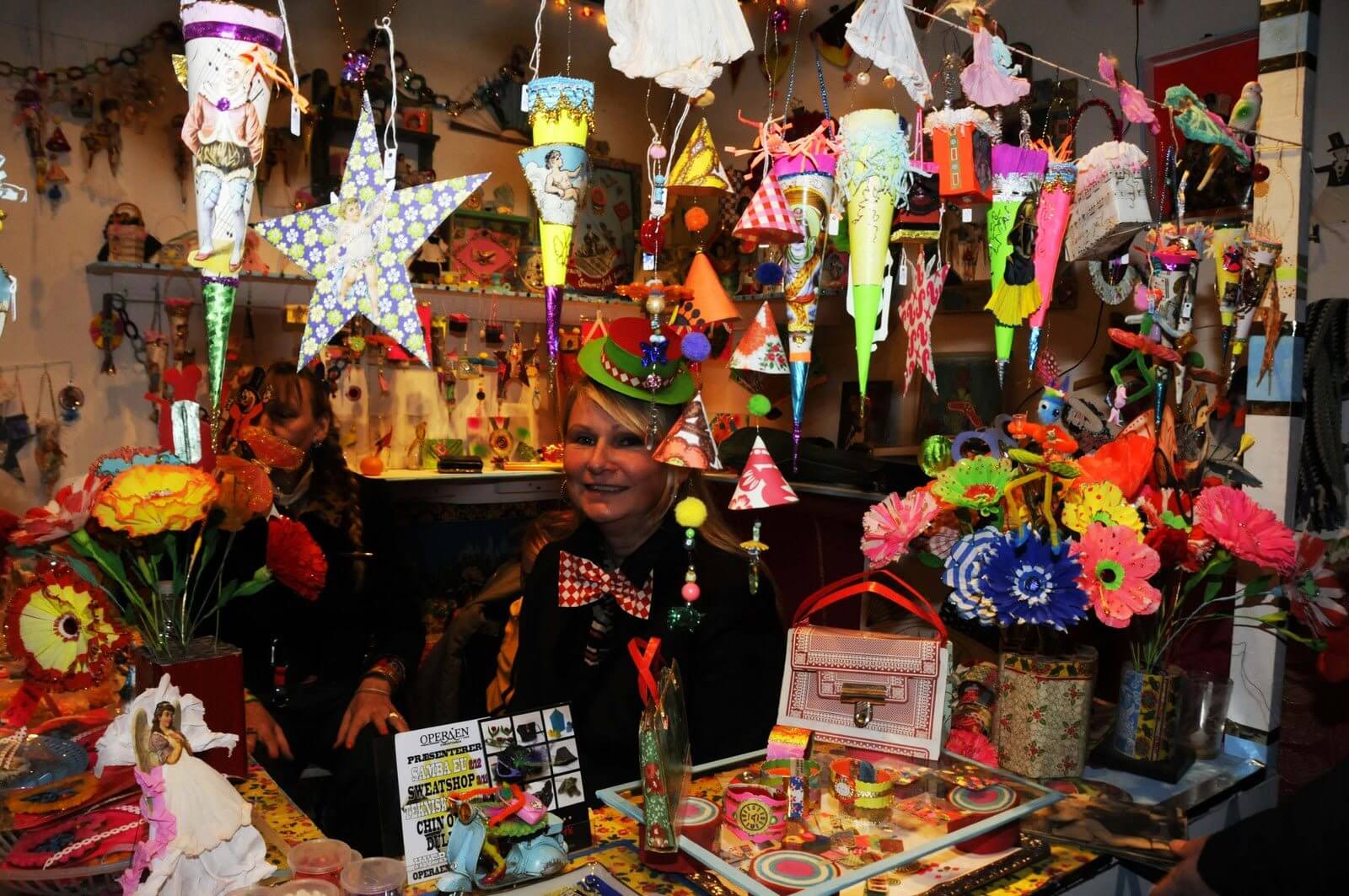 A Natale visita Christiania, la cittadella hippie all'interno di Copenaghen - Christiania Julemarked 2011 Foto Hasse Ferrold 1 - Gay.it