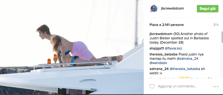 Justin Bieber con simbolo checked sui genitali e boxer rosa alle Barbados