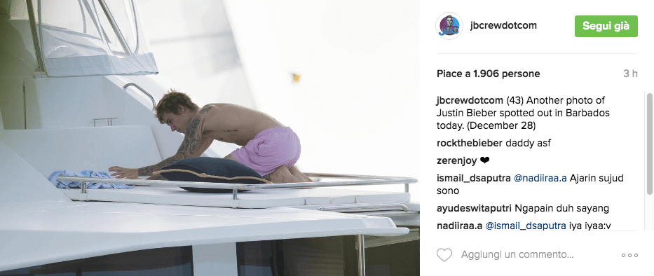 Justin Bieber con simbolo checked sui genitali e boxer rosa alle Barbados