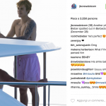 Justin Bieber con simbolo checked sui genitali e boxer rosa alle Barbados - Thumbnail