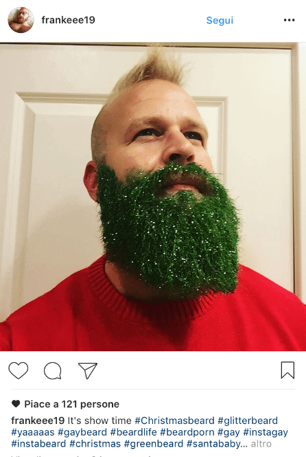 Modelli amatoriali in formato natalizio: su Instagram impazza l'hashtag #gaychristmas