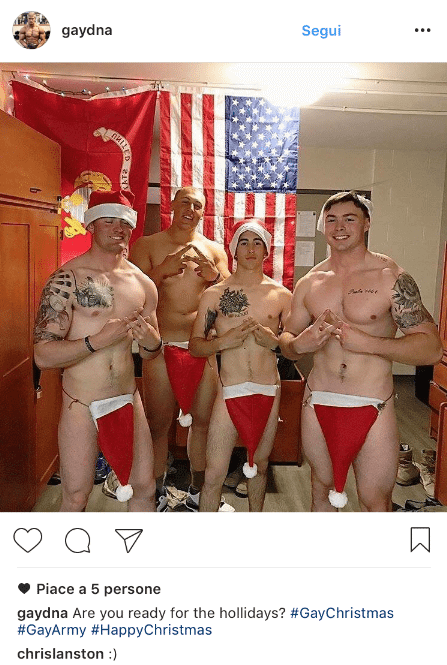 Modelli amatoriali in formato natalizio: su Instagram impazza l'hashtag #gaychristmas