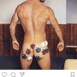 Modelli amatoriali in formato natalizio: su Instagram impazza l'hashtag #gaychristmas - Thumbnail