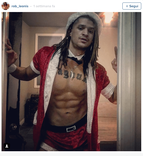 Modelli amatoriali in formato natalizio: su Instagram impazza l'hashtag #gaychristmas