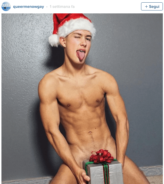Modelli amatoriali in formato natalizio: su Instagram impazza l'hashtag #gaychristmas
