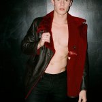 Shawn Mendes, nuova promessa diciottenne del pop, super sexy su Flaunt - Thumbnail