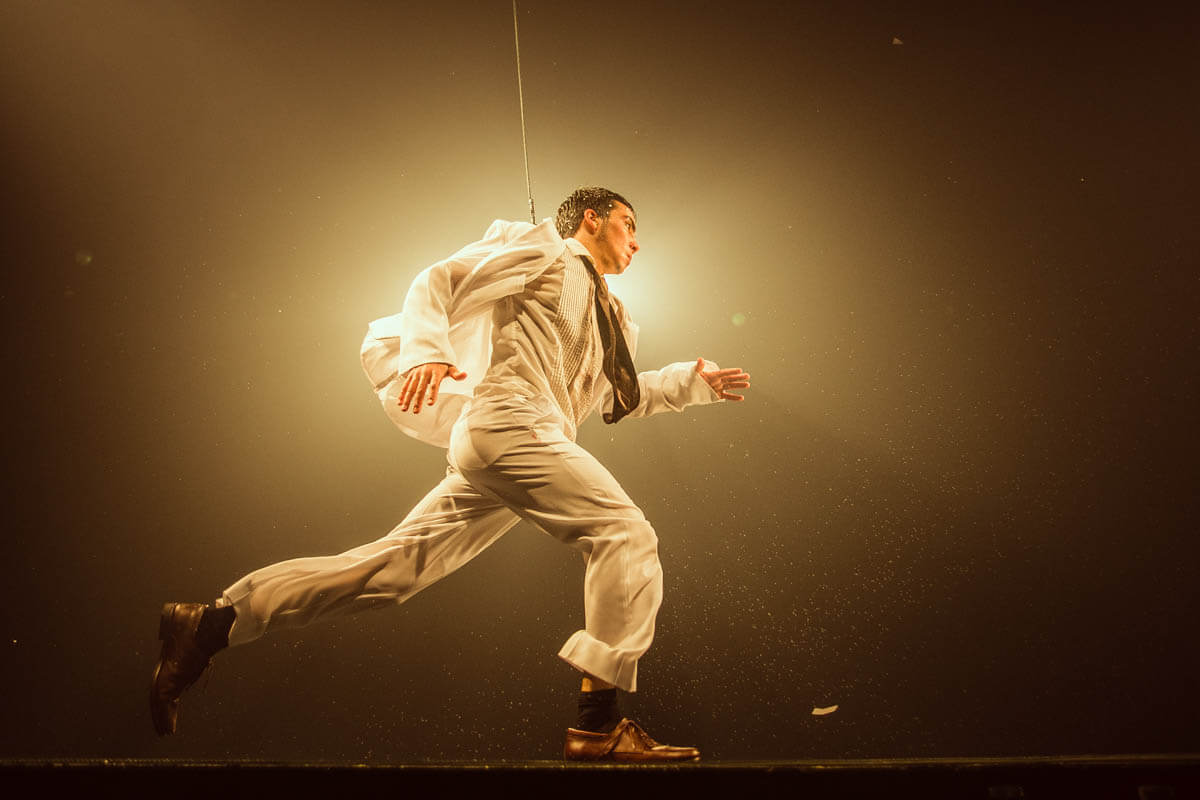 Visioni, suoni, acrobrazie in 3D: questo è Fuerza Bruta - GALLERY